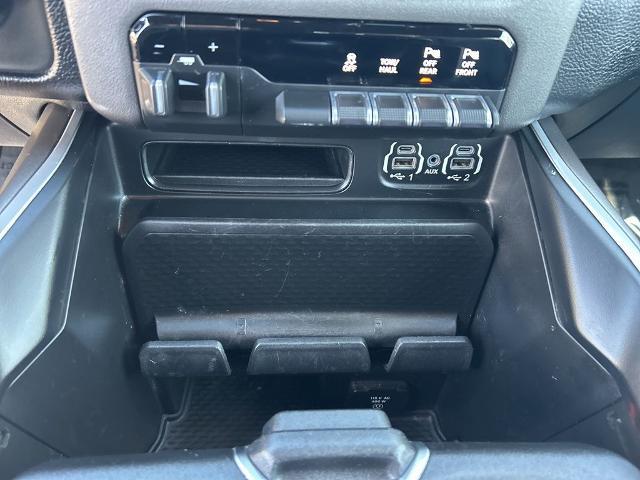 2021 Ram 1500 Big Horn Crew Cab 4x4 5'7" Box