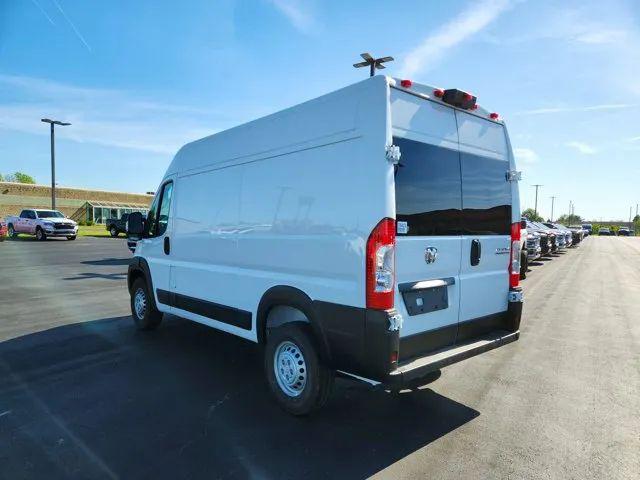 2026 Ram ProMaster Cargo Van Tradesman High Roof 136" WB w/Pass Seat