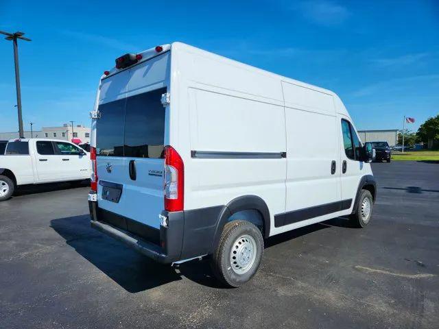 2026 Ram ProMaster Cargo Van Tradesman High Roof 136" WB w/Pass Seat