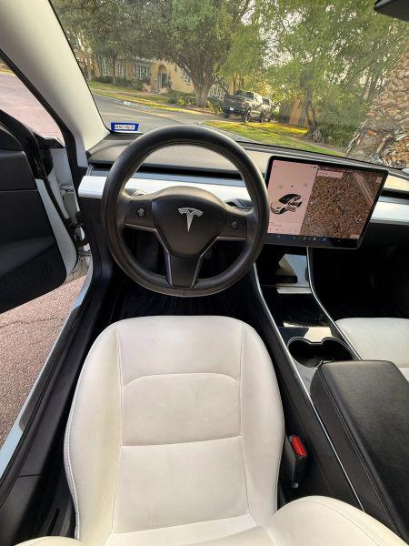 2020 Tesla Model 3 Standard Range Rear-Wheel Drive