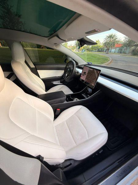 2020 Tesla Model 3 Standard Range Rear-Wheel Drive