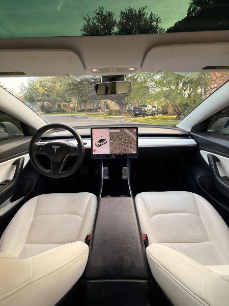 2020 Tesla Model 3 Standard Range Rear-Wheel Drive