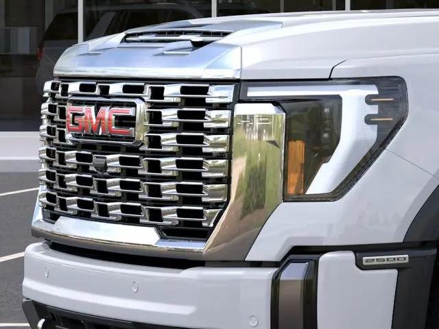 2026 GMC Sierra 2500HD Crew Cab, Standard Bed, Denali, 4WD