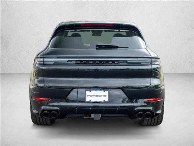 2026 Porsche Cayenne GTS