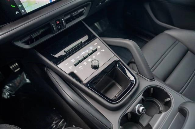 2026 Porsche Cayenne GTS
