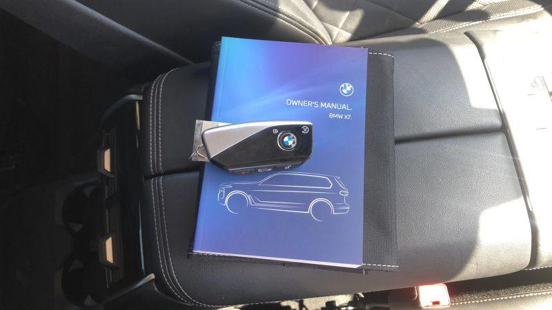 2023 BMW X7 xDrive40i