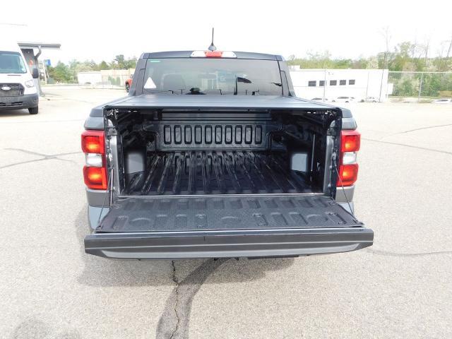 2025 Ford Maverick Lobo Standard