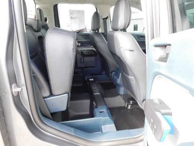 2025 Ford Maverick Lobo Standard