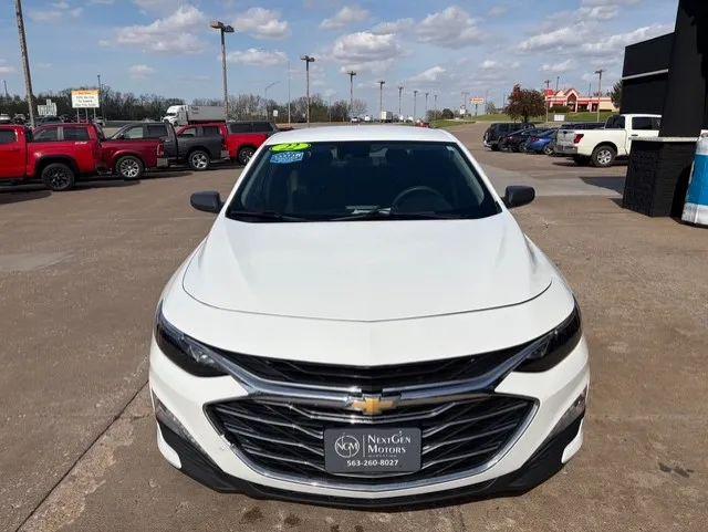 2022 Chevrolet Malibu FWD LT