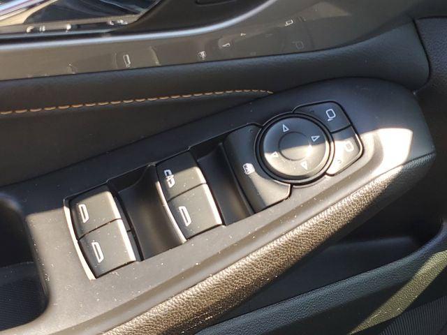 2021 Chevrolet Traverse AWD LT Leather