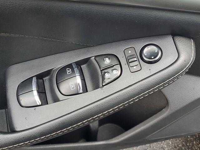 2023 Nissan Maxima SL