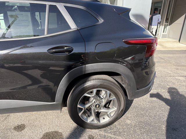 2025 Chevrolet Trax FWD LT