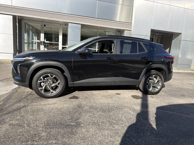2025 Chevrolet Trax FWD LT