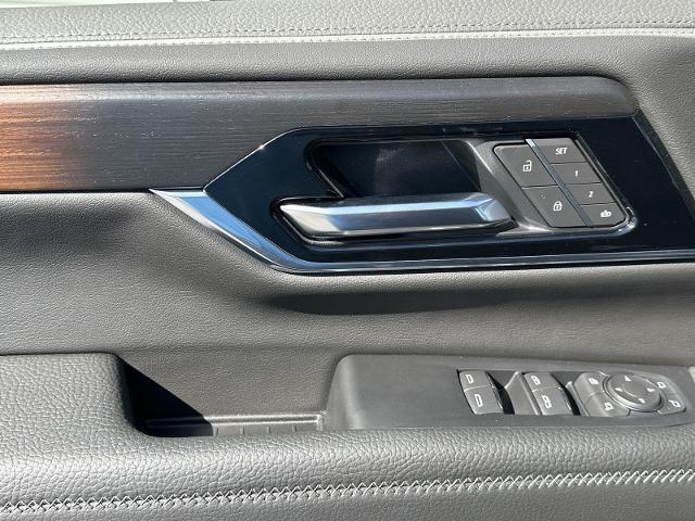 2026 GMC Yukon 4WD Denali