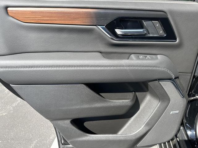 2026 GMC Yukon 4WD Denali