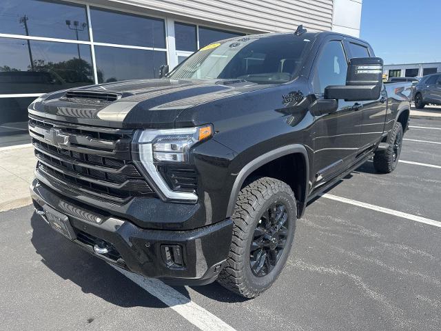 2025 Chevrolet Silverado 2500HD 4WD Crew Cab Standard Bed High Country