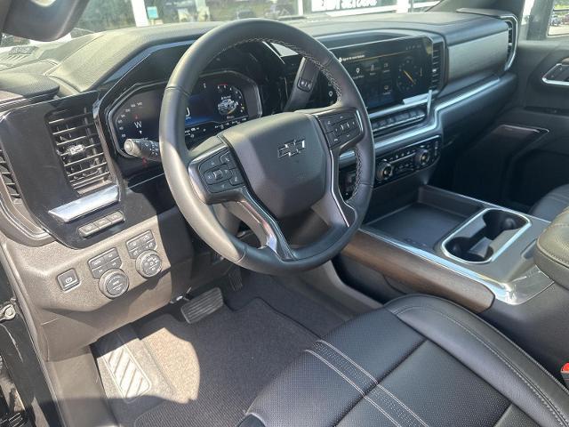 2025 Chevrolet Silverado 2500HD 4WD Crew Cab Standard Bed High Country