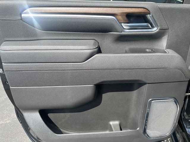 2025 Chevrolet Silverado 2500HD 4WD Crew Cab Standard Bed High Country