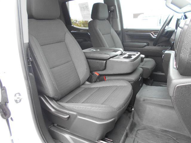 2023 GMC Sierra 1500 4WD Crew Cab Short Box Elevation with 3SB