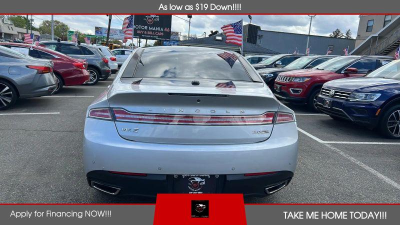 2016 Lincoln MKZ Base