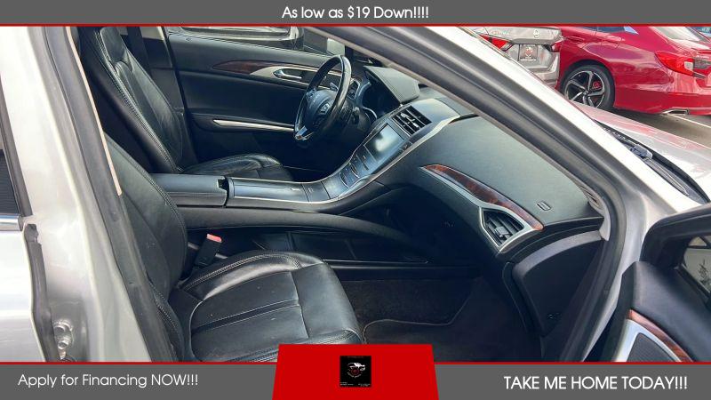 2016 Lincoln MKZ Base