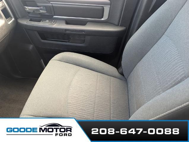 2022 Ram 1500 Classic Warlock Crew Cab 4x4 5'7" Box