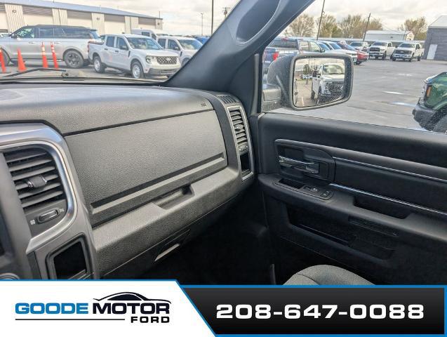 2022 Ram 1500 Classic Warlock Crew Cab 4x4 5'7" Box