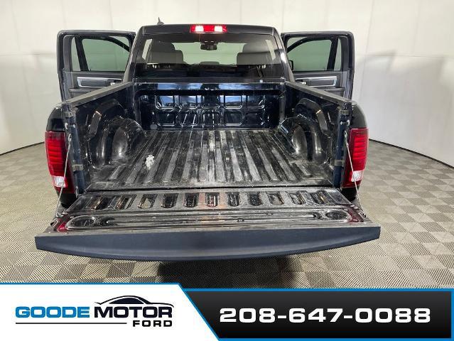 2022 Ram 1500 Classic Warlock Crew Cab 4x4 5'7" Box