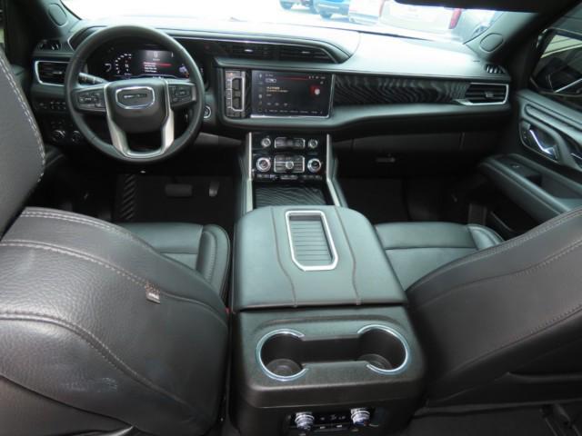 2023 GMC Yukon 4WD Denali
