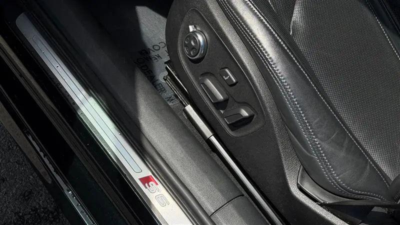 2013 Audi S6 4.0T Prestige