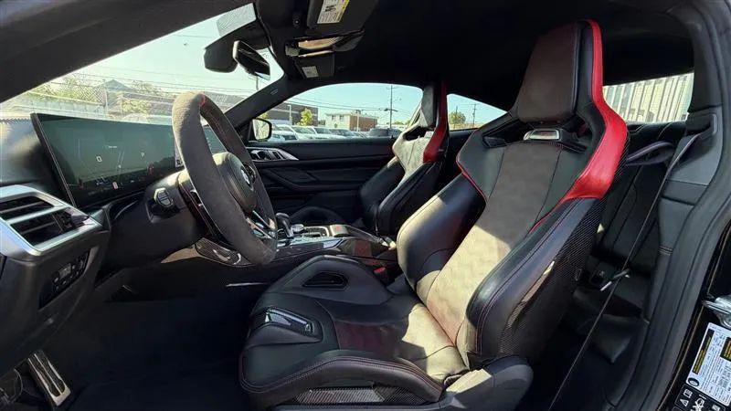 2025 BMW M4 CS