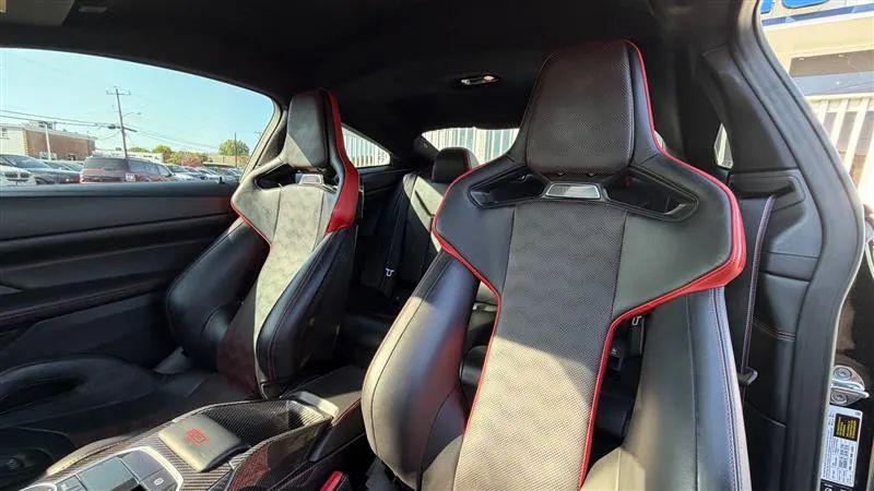 2025 BMW M4 CS