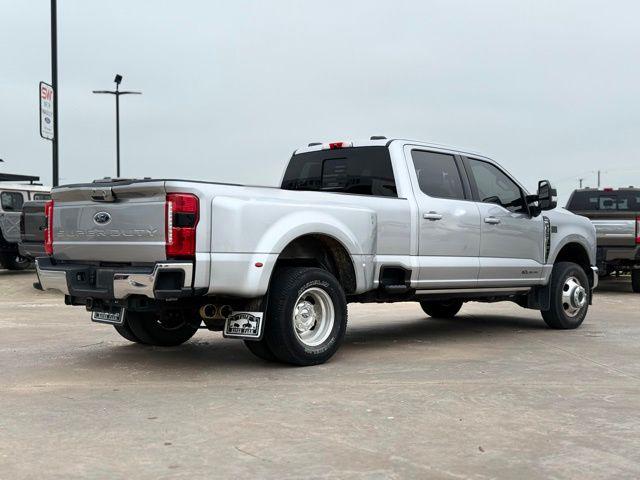 2023 Ford F-350 LARIAT