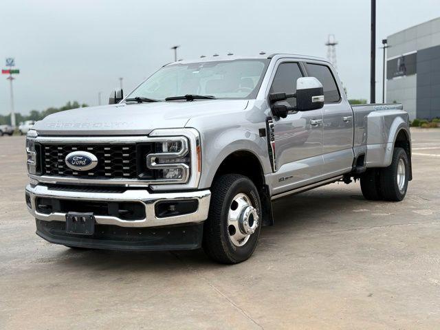 2023 Ford F-350 LARIAT