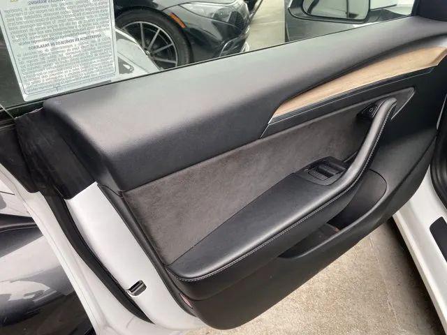 2021 Tesla Model 3 Standard Range Plus Rear-Wheel Drive