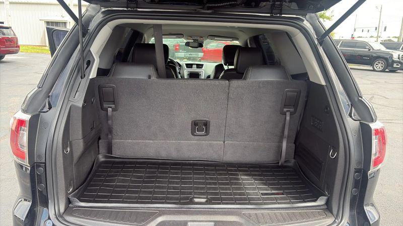 2017 GMC Acadia Base