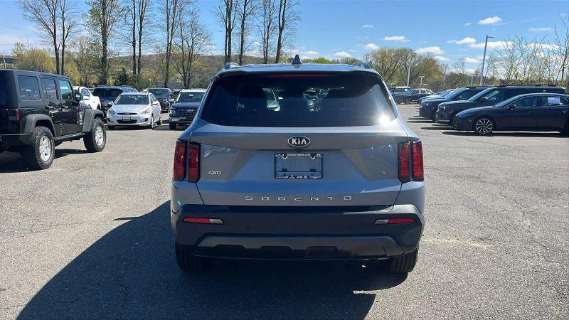2021 Kia Sorento S