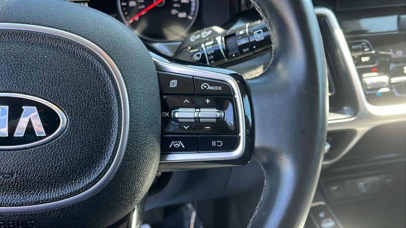 2021 Kia Sorento S