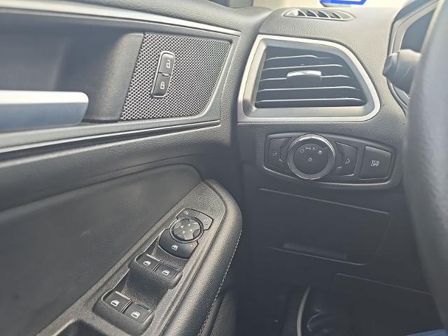2024 Ford Edge SE