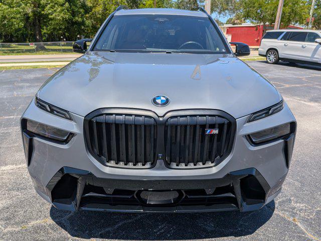 2024 BMW X7 M60i