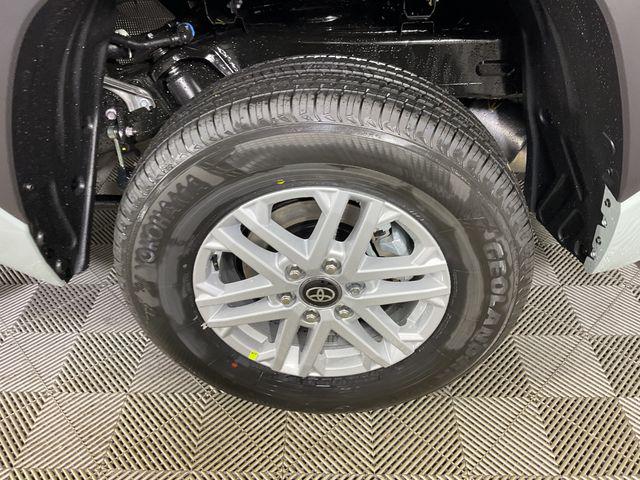 2026 Toyota Tundra SR5 CrewMax 5.5' Bed