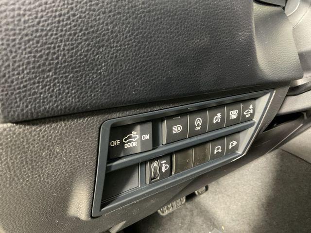 2026 Toyota Tundra SR5 CrewMax 5.5' Bed