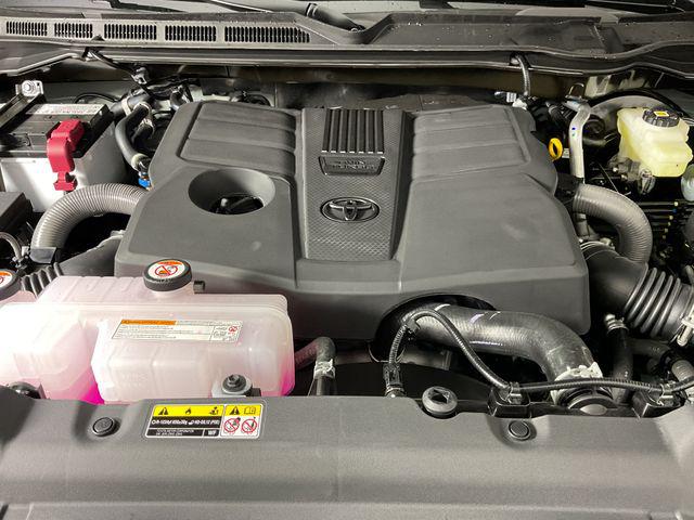 2026 Toyota Tundra SR5 CrewMax 5.5' Bed