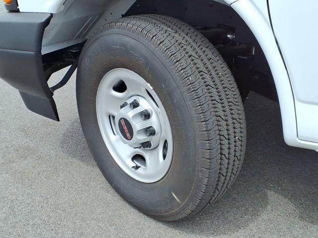 2025 GMC Savana Cargo RWD 2500 Regular Wheelbase Work Van