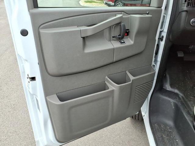 2025 GMC Savana Cargo RWD 2500 Regular Wheelbase Work Van