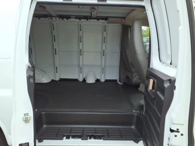 2025 GMC Savana Cargo RWD 2500 Regular Wheelbase Work Van