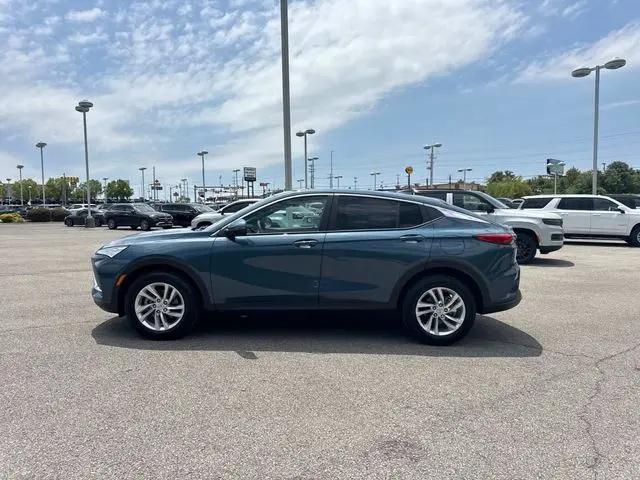 2026 Buick NV Preferred FWD