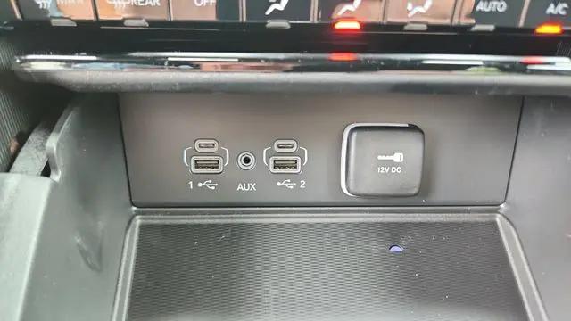 2026 Jeep Grand Cherokee Altitude 4x2