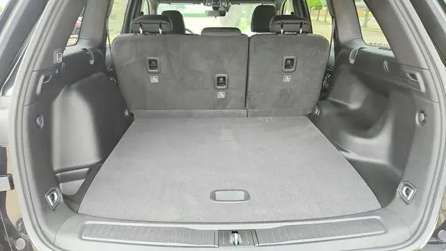 2026 Jeep Grand Cherokee Altitude 4x2