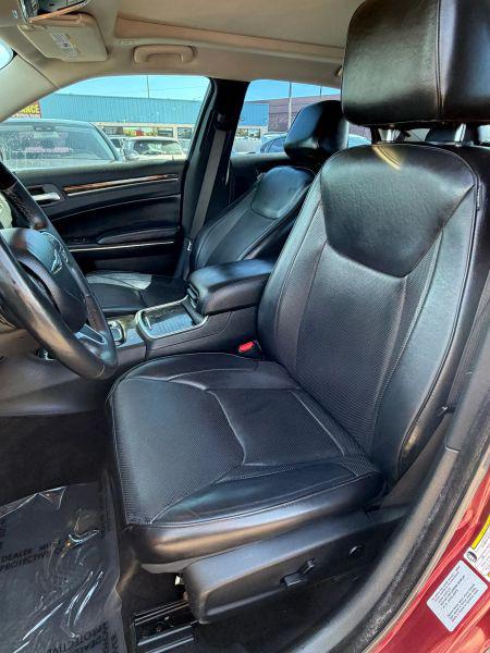 2017 Chrysler 300 300C